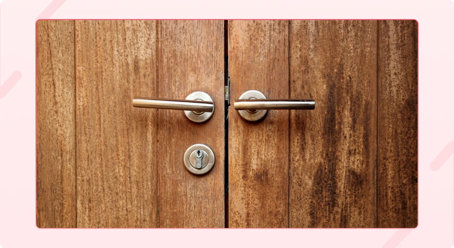 closing the main door